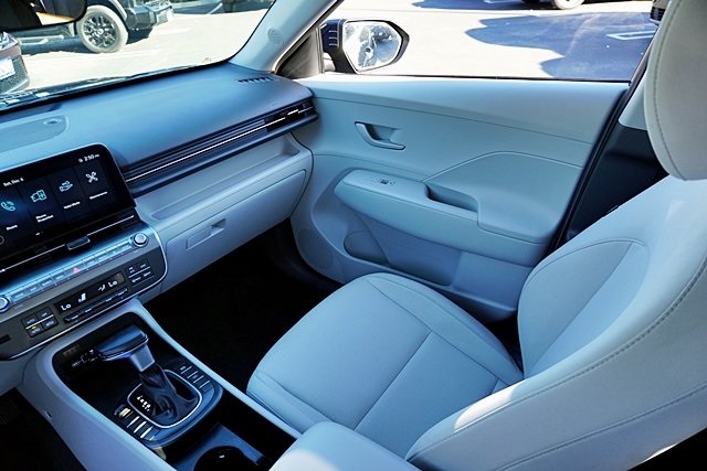 Used 2025 Blue Hyundai SEL image 20