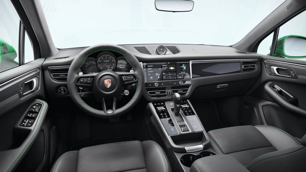 2026 Porsche Macan GTS photo 10