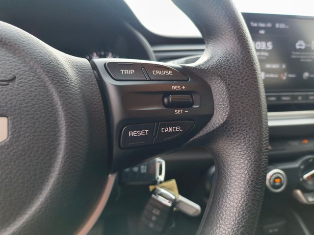 2023 Kia Rio S photo 4