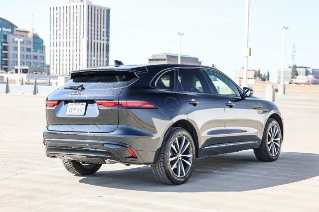 2024 Jaguar F-PACE P250 R-Dynamic S photo 4