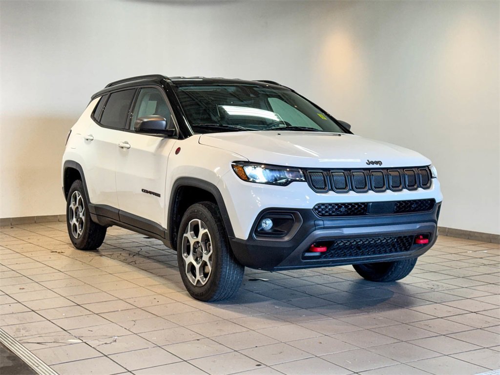 2022 Jeep Compass Trailhawk photo 3