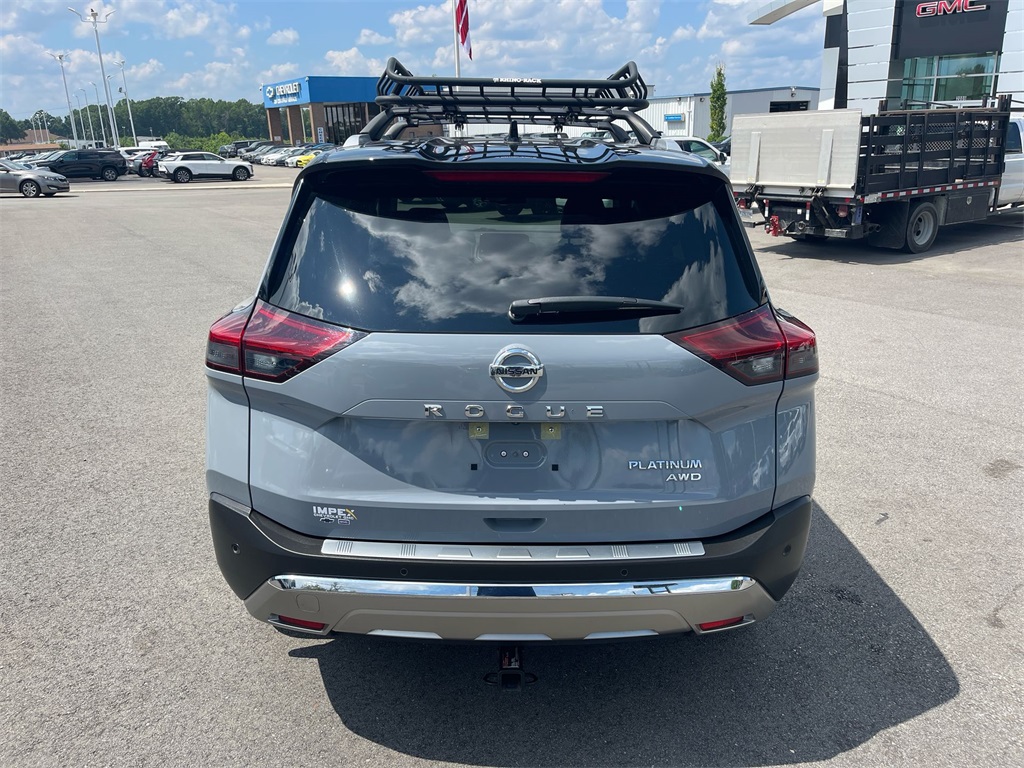 2021 Nissan Rogue Platinum photo 3