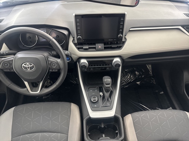 2022 Toyota RAV4 Hybrid XLE photo 24