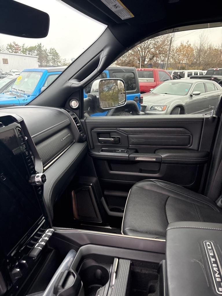 2019 Ram 2500 Limited photo 4