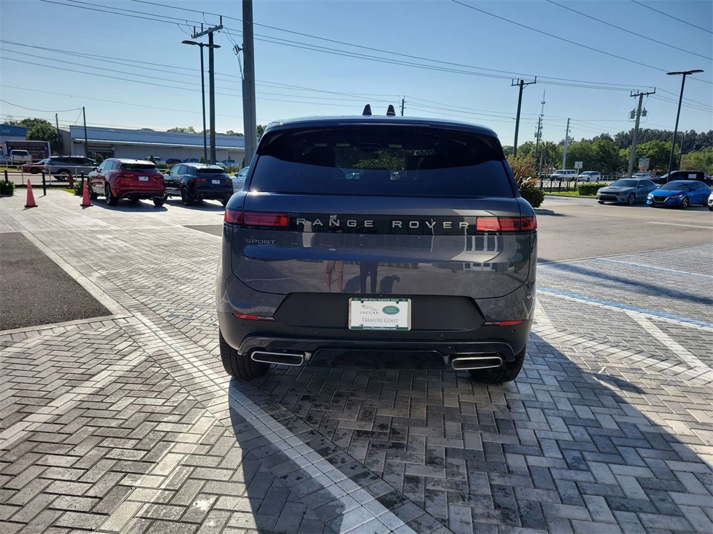 2025 Land Rover Range Rover Sport P360 S photo 3