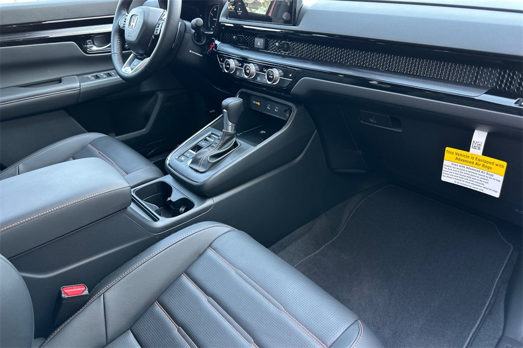 2026 Honda CR-V Sport Touring photo 16