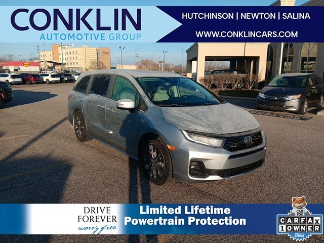 2025 Honda Odyssey Touring's photo