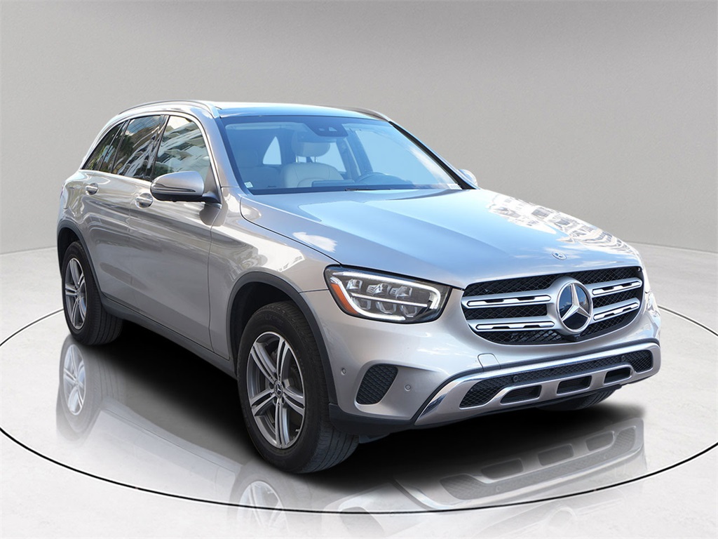 2022 Mercedes-Benz GLC GLC300's photo