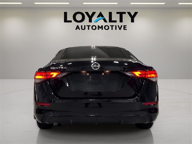 2021 Nissan Sentra S photo 3