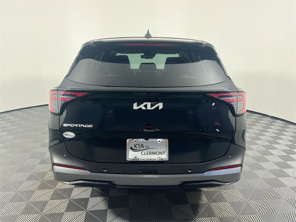 2026 Kia Sportage EX photo 4