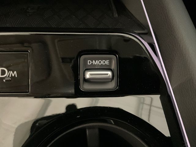 2025 Nissan Murano SL photo 2