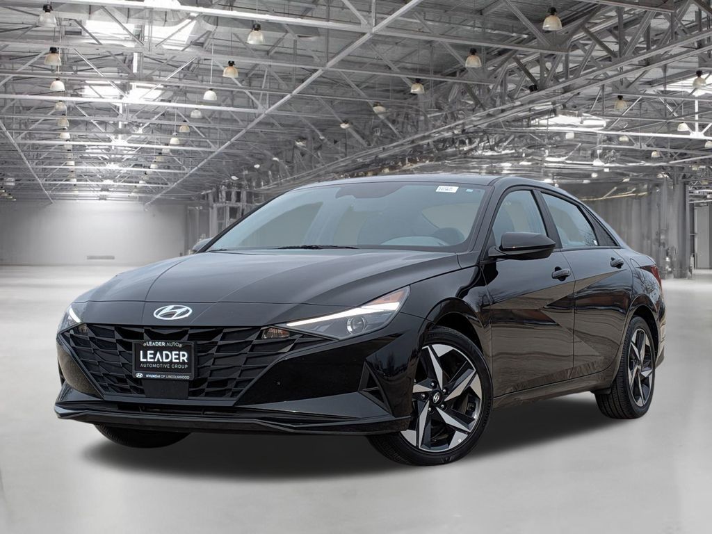 2023 Hyundai Elantra SEL's photo