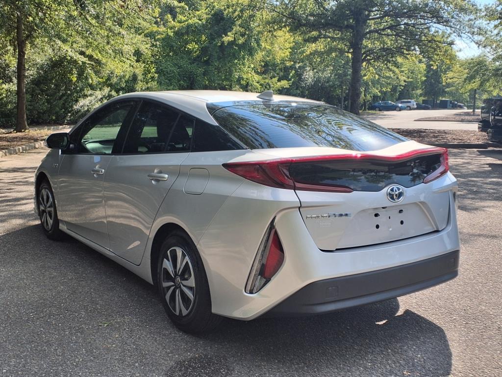 2019 Toyota Prius Prime Plus photo 6