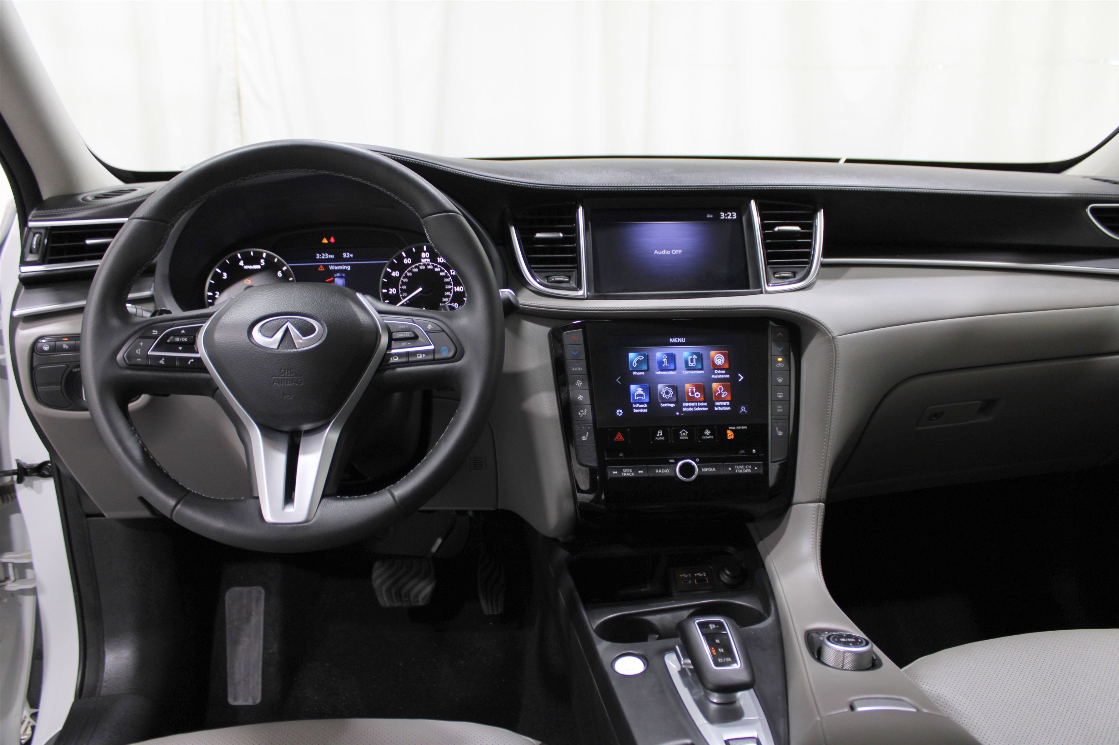 2025 Infiniti QX50 Luxe AWD photo 2