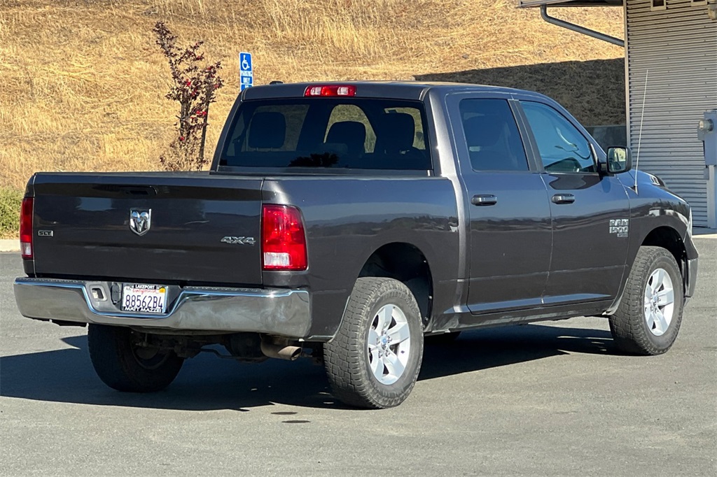 2021 Ram 1500 Classic SLT photo 9
