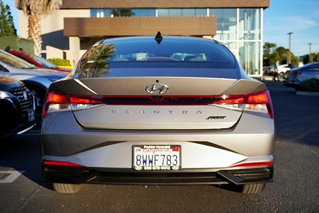 Used 2021 Gray Hyundai SEL image 9