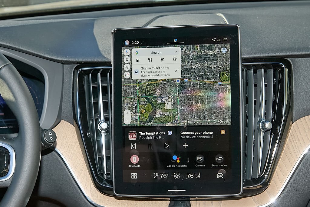 2026 VOLVO XC60 - Image 24