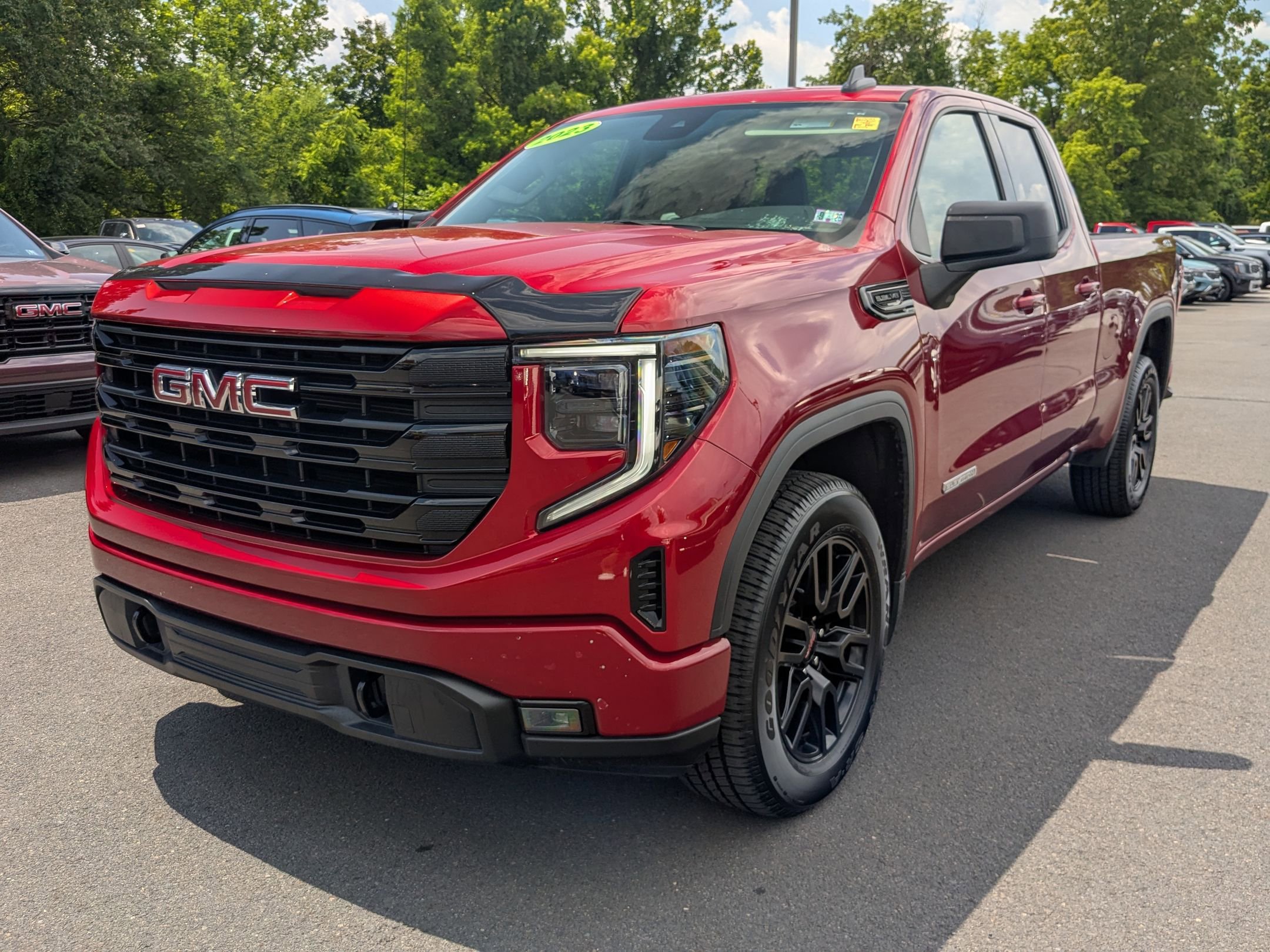 2023 Gmc Sierra 1500 Elevation photo 3