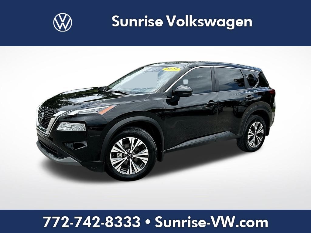 2023 Nissan Rogue SV photo 2