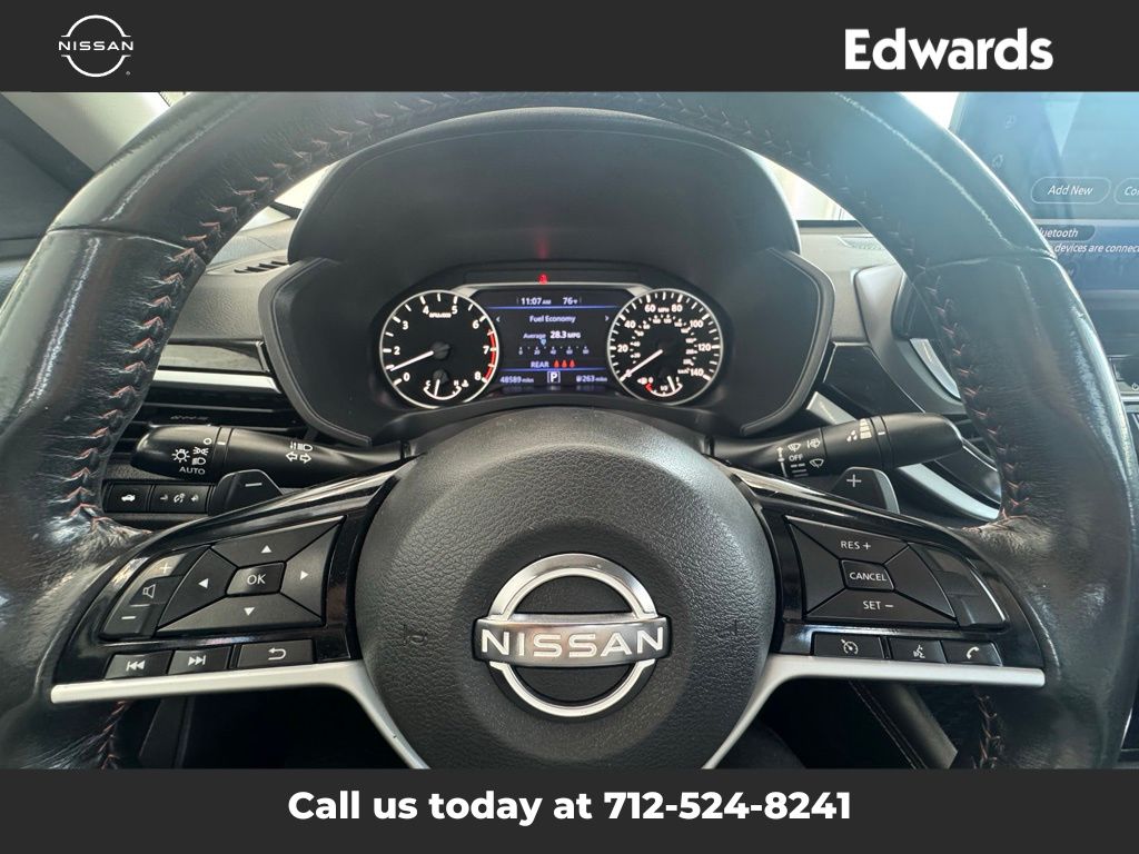 2023 Nissan Altima 2.5 SR photo 17
