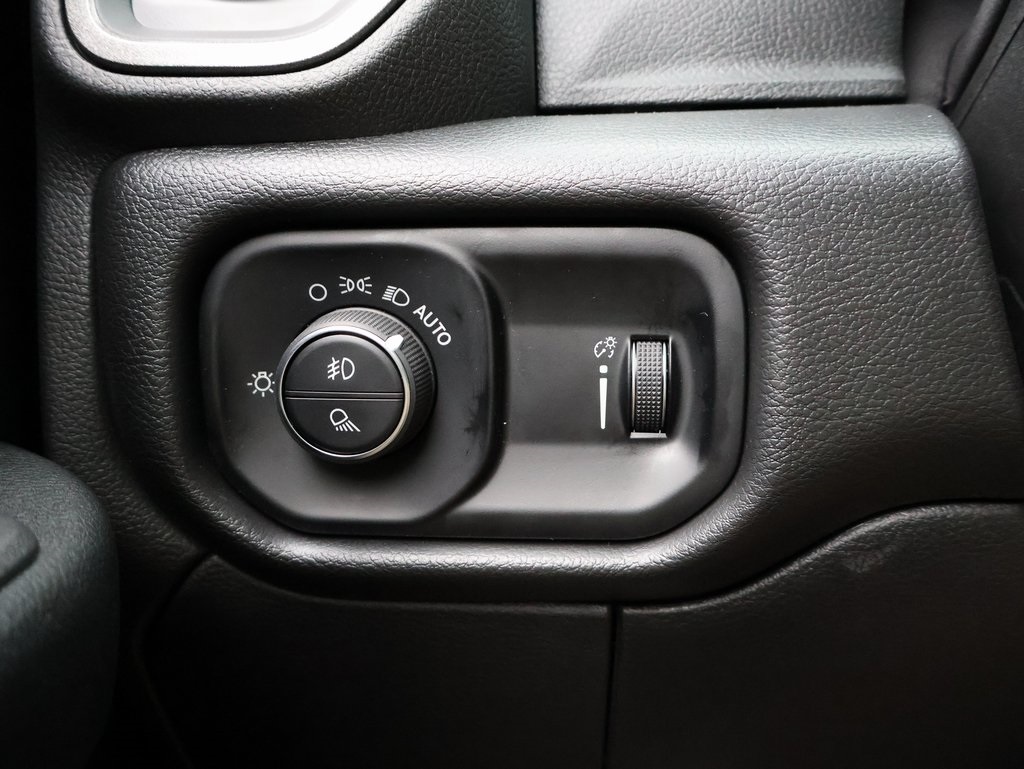 2026 Ram 2500 Tradesman photo 30