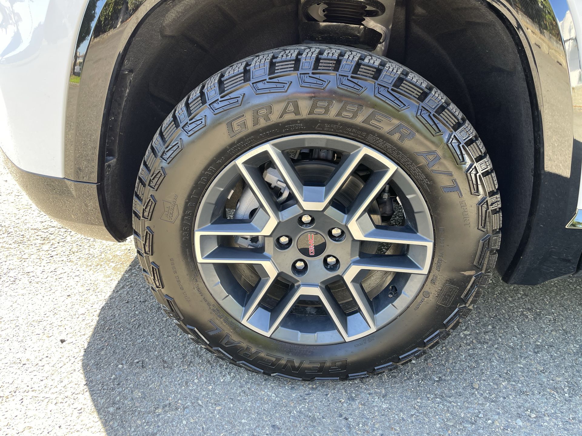 2026 Gmc Terrain AT4 photo 30