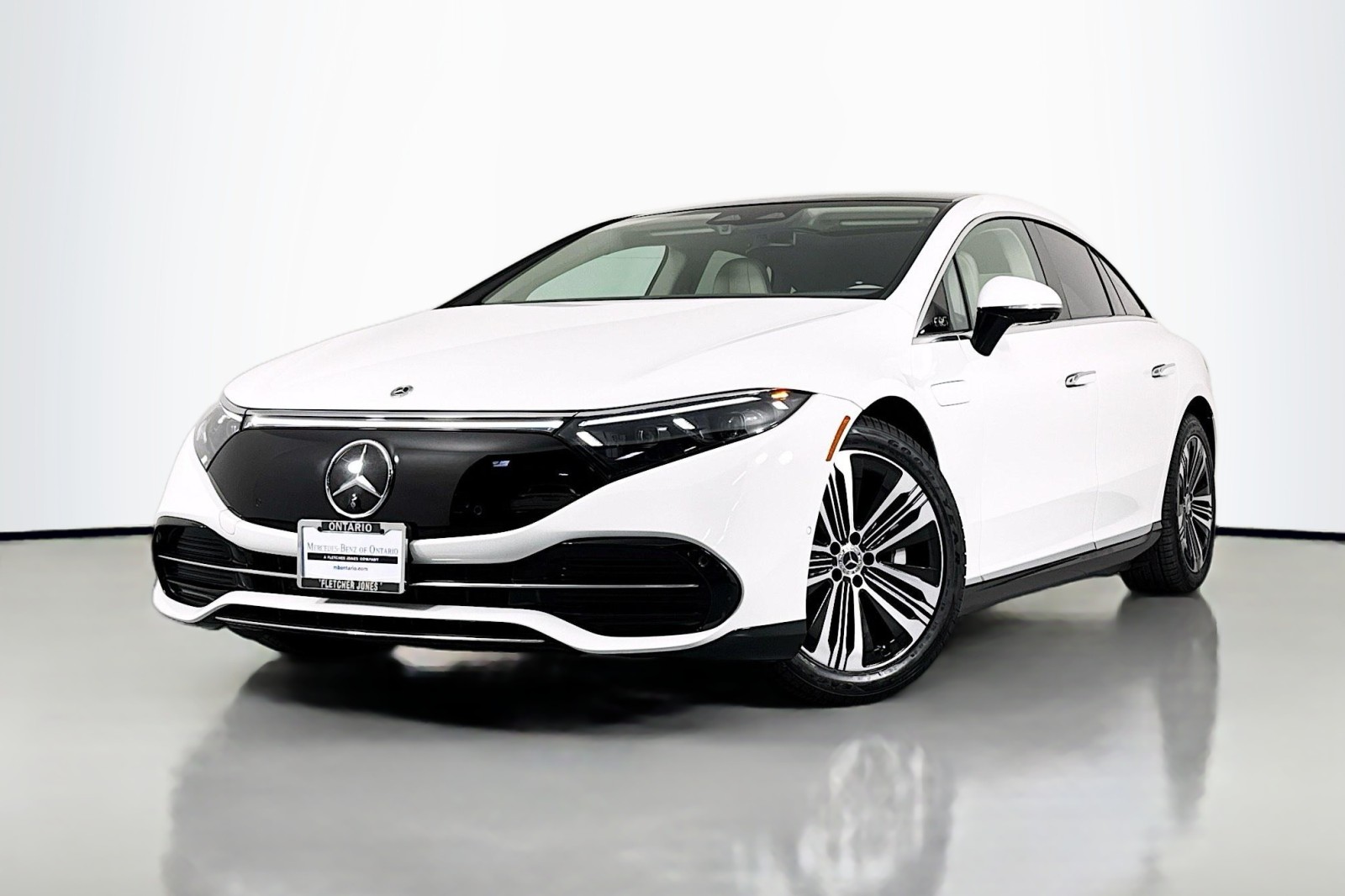 2023 Mercedes-Benz EQS Base's photo