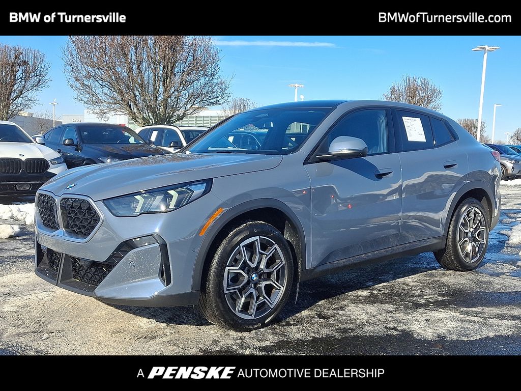 2025 BMW X2 28i's photo