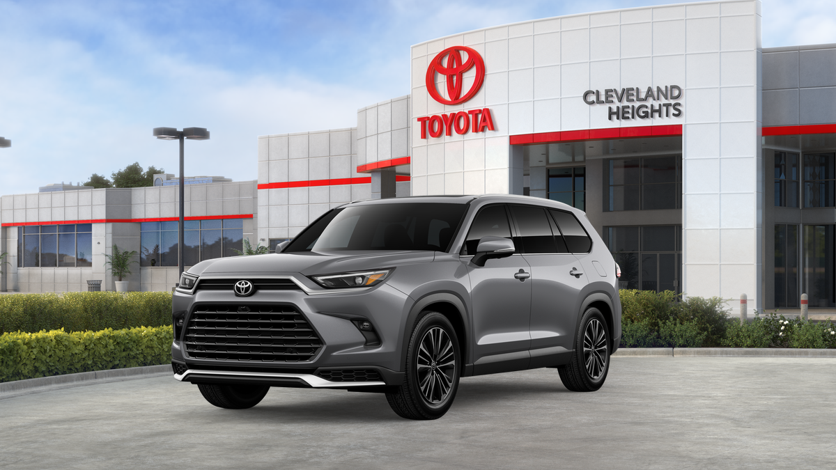 2026 Toyota Grand Highlander Platinum's photo
