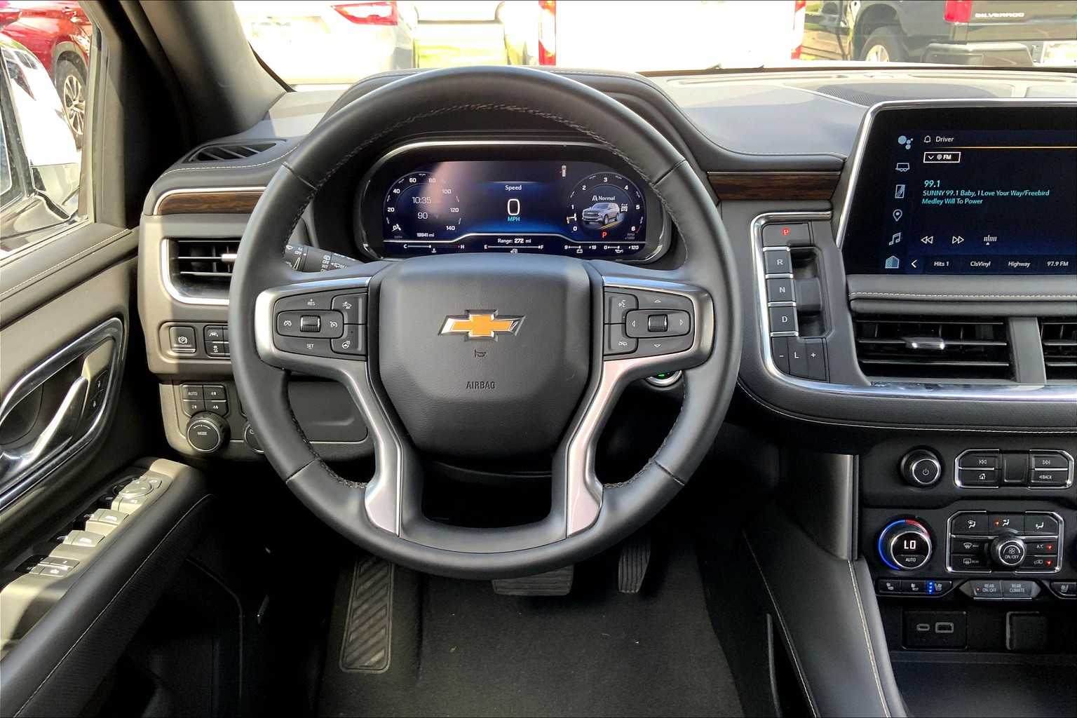 2024 Chevrolet Tahoe Premier photo 6