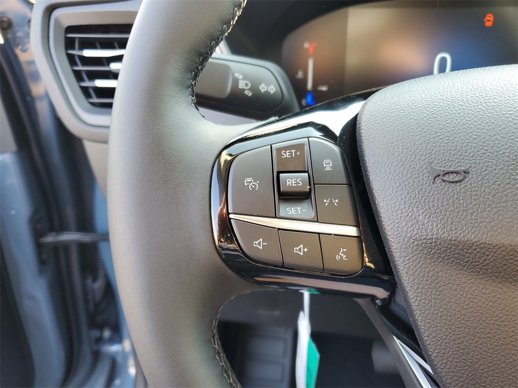 2025 Ford Escape Plug-In Hybrid Base photo 11