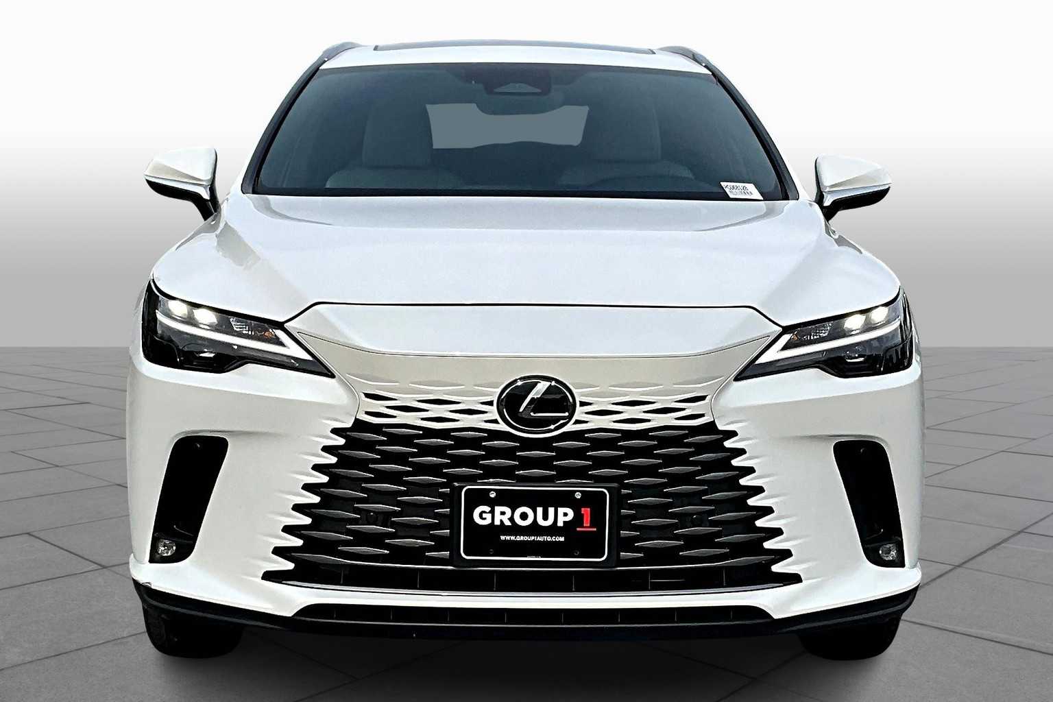 2024 Lexus RX Premium AWD photo 3