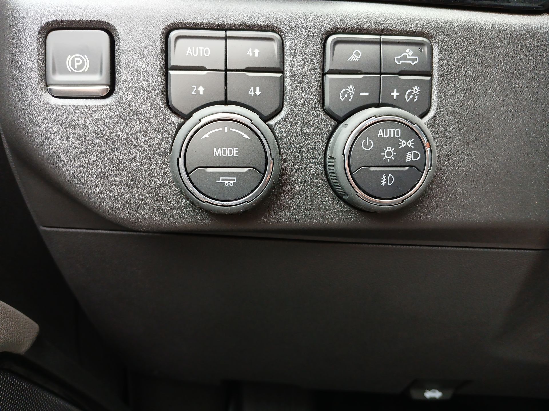 2025 Chevrolet Silverado 1500 ZR2 photo 17