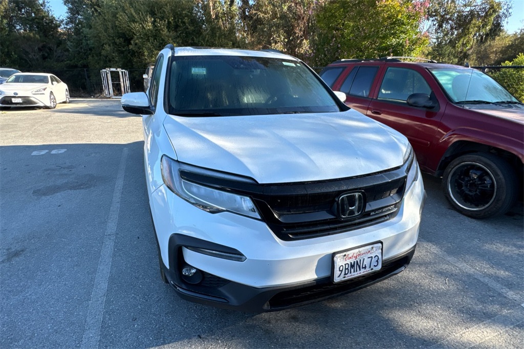 2022 Honda Pilot Black Edition photo 3