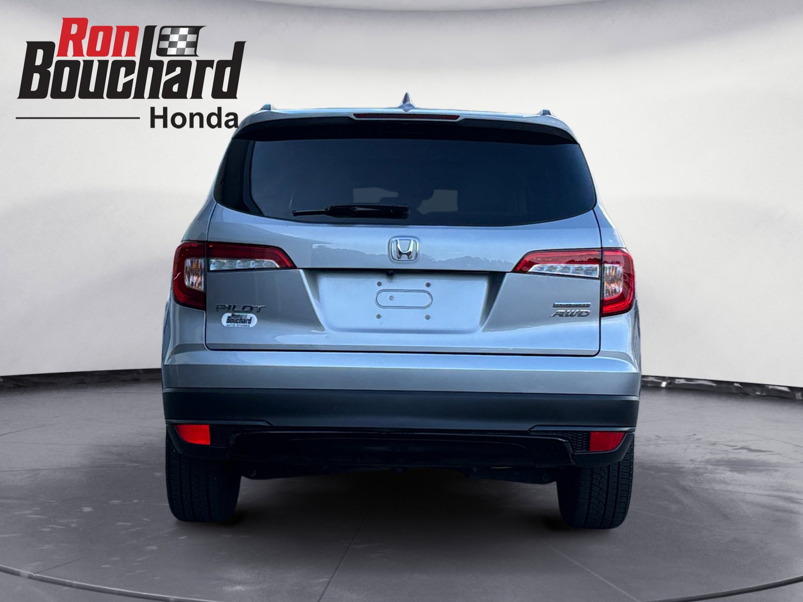 2022 Honda Pilot SE photo 2