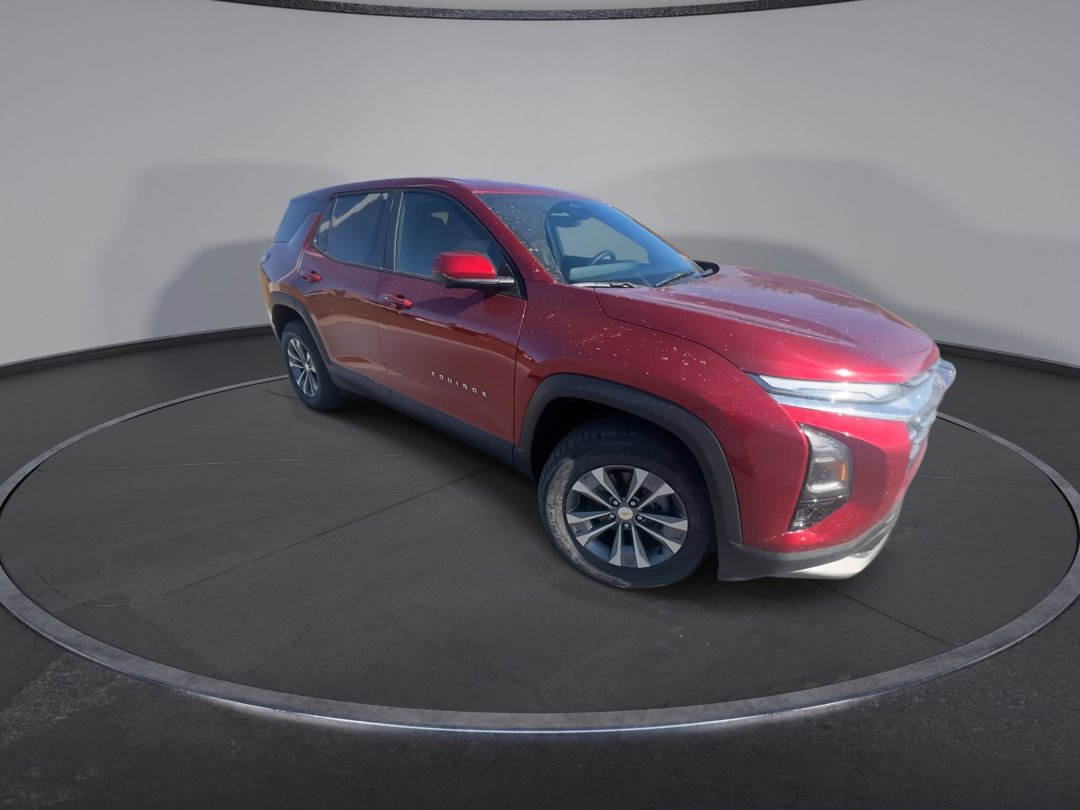 2026 Chevrolet Equinox LT photo 2