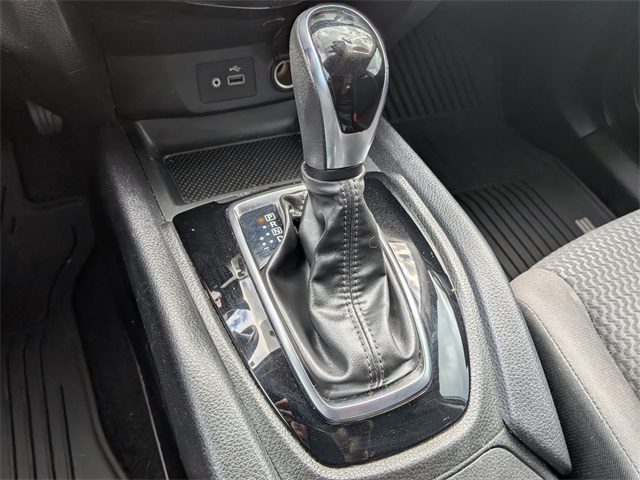 2020 Nissan Rogue Sport S photo 15