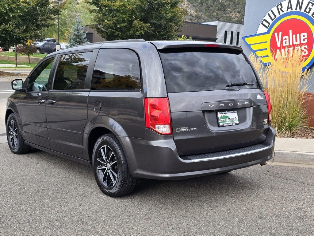 2017 Dodge Grand Caravan GT photo 14