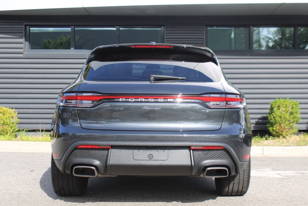 2024 Porsche Macan Base photo 6