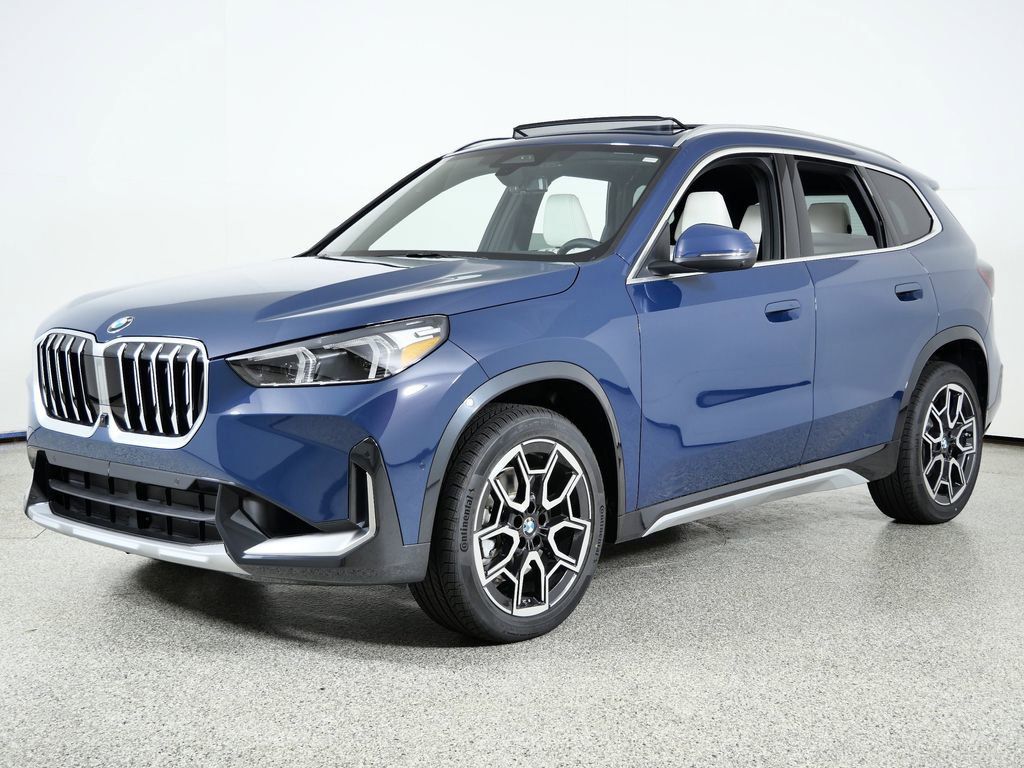 2026 BMW X1 28i's photo