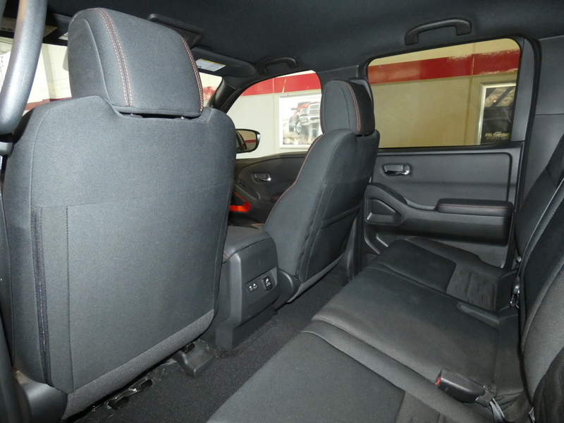 2023 Nissan Frontier Crew Cab PRO-4X photo 15