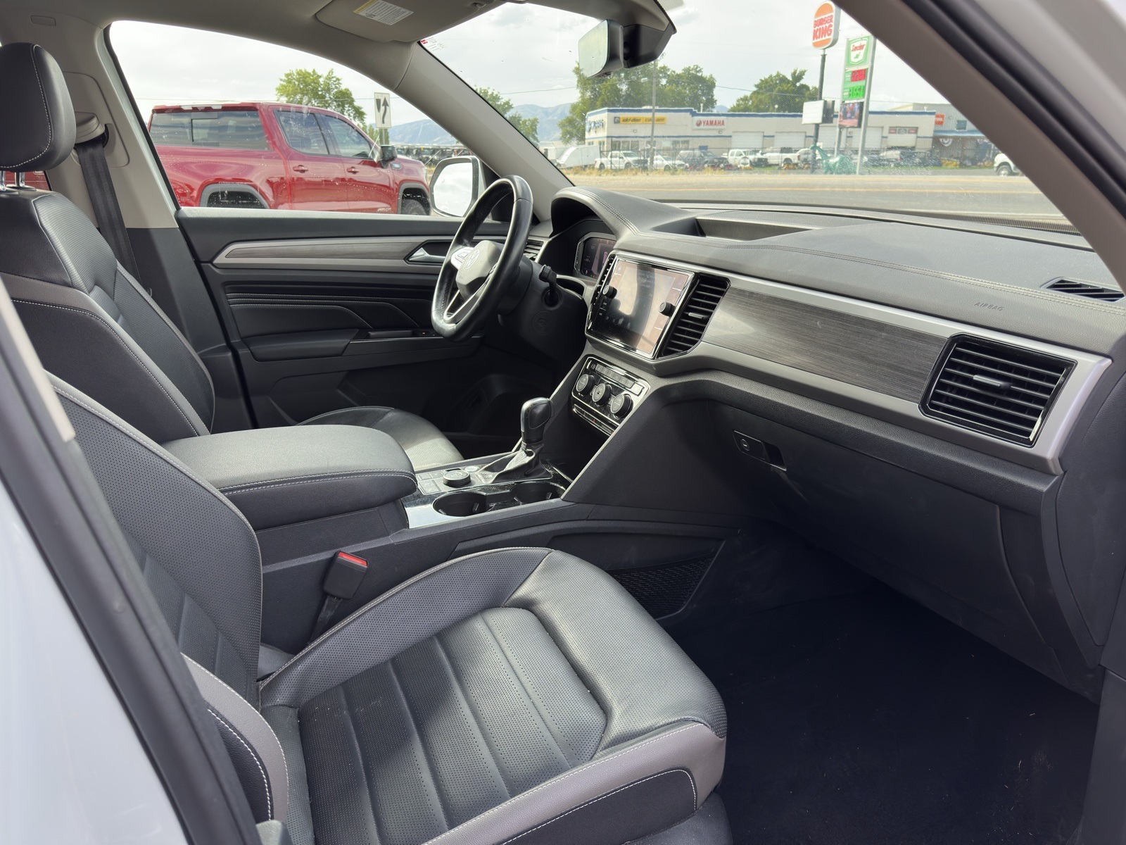 2021 Volkswagen Atlas SEL Premium photo 13
