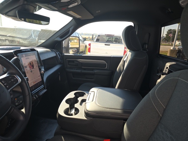 2026 Ram 2500 Tradesman photo 10
