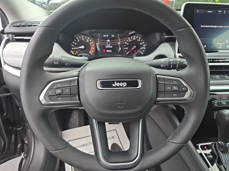 2022 Jeep Compass Latitude photo 8