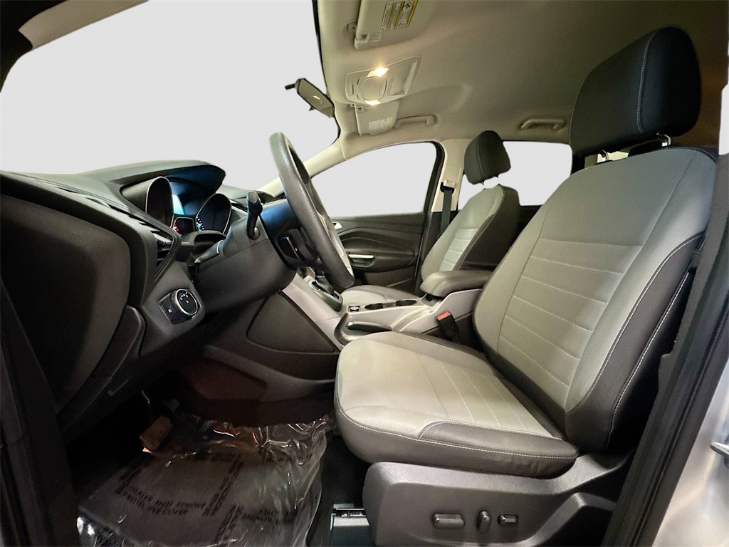 2016 Ford Escape SE photo 5