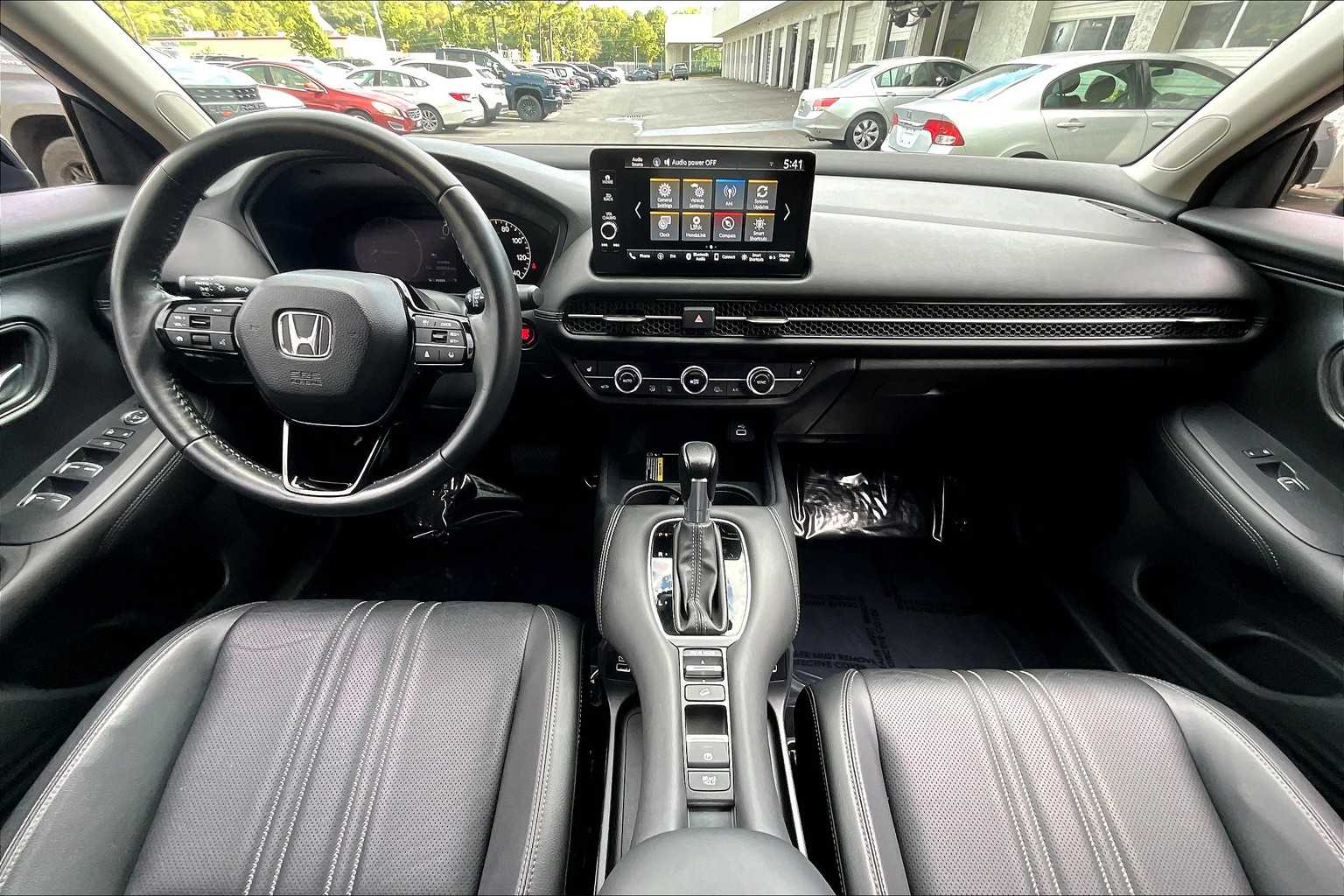 2023 Honda HR-V EX-L photo 28