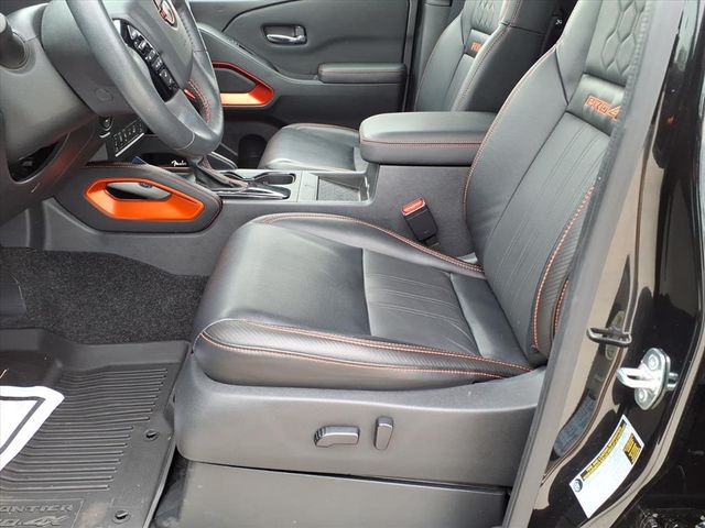 2023 Nissan Frontier PRO-4X photo 13