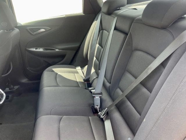 2024 Chevrolet Malibu 1LT photo 4