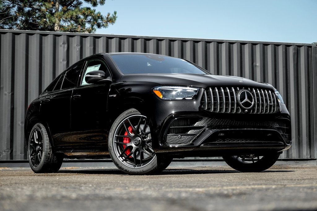 2026 Mercedes Benz GLE AMG 63 S photo 2