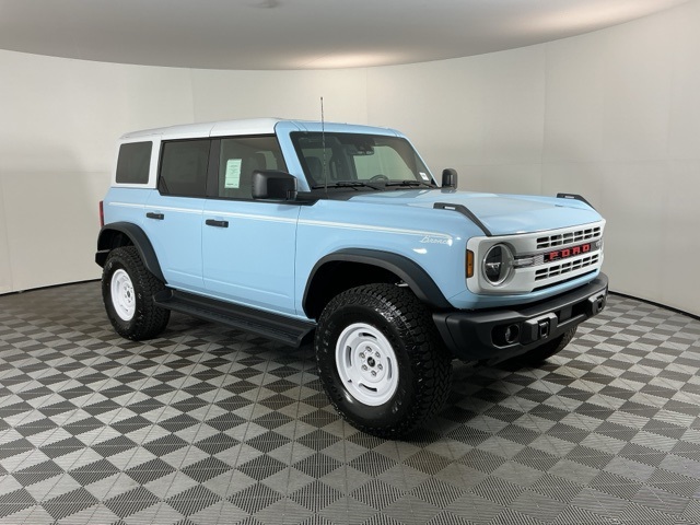2025 Ford Bronco Heritage First Edition photo 2